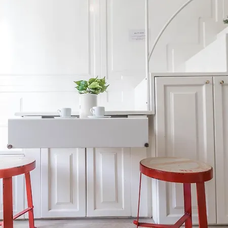 Joivy Lovely Studio For 2 With Balcony Near Duomo Milan Exterior photo
